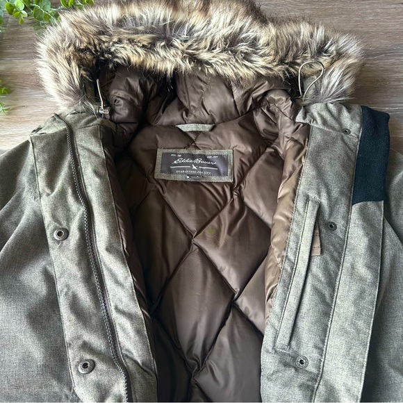 Women’s Eddie Bauer Superior Down Parka - Picture 4 of 7
